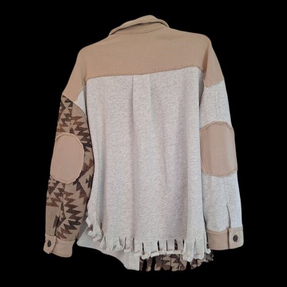 Miss Me Women's Taupe Aztec Button Front Mixed Shacket Small Never Worn - Picture 10 of 16